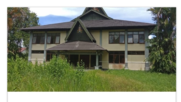 Gedung Teater Dinas Kebudayaan dan Pariwisata Palangka Raya Tidak Terawat