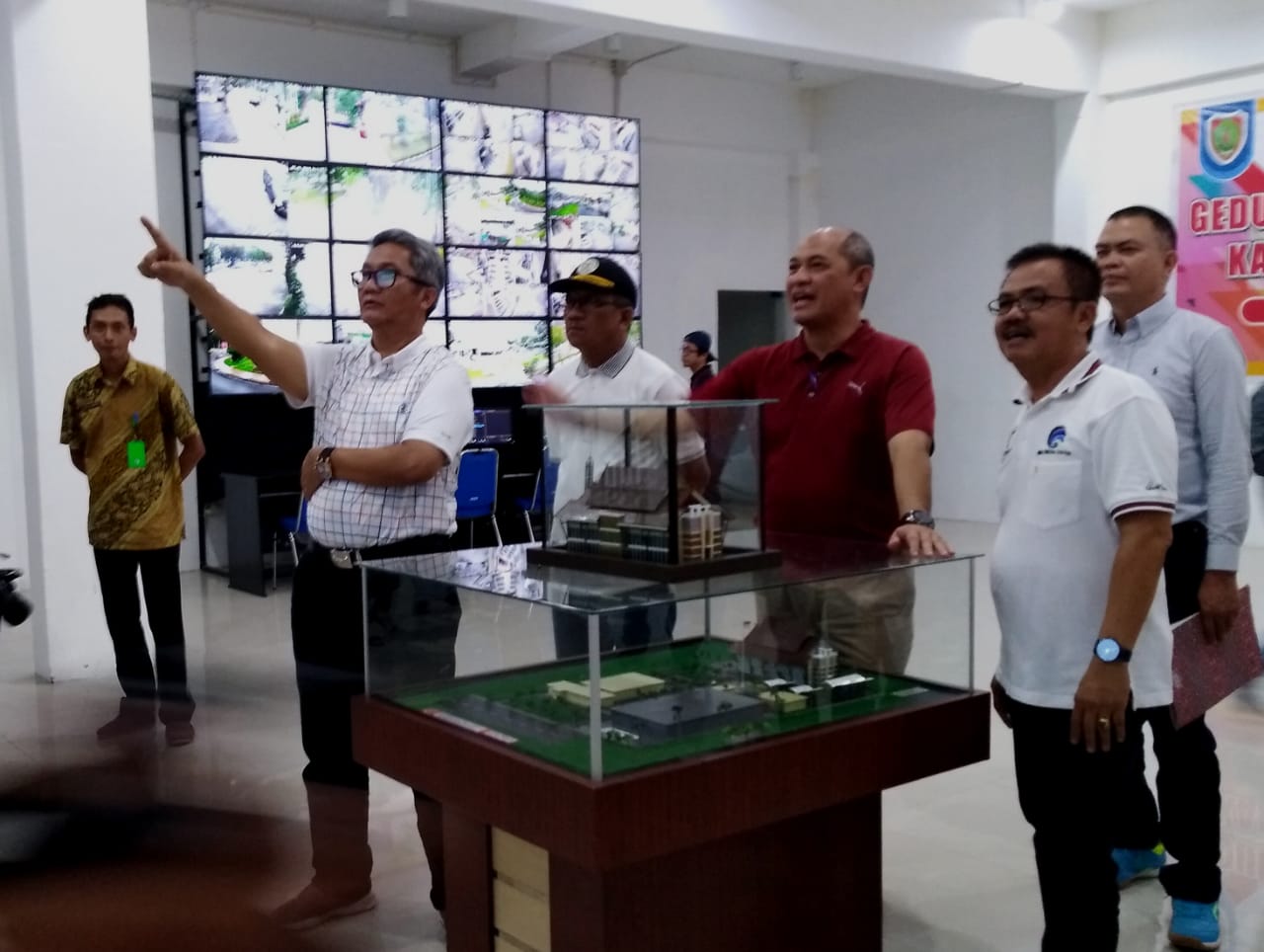Sekda Provinsi Kalteng Kunjungi Gedung Smart Province