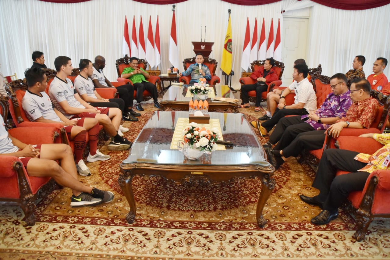 Gubernur Kalteng H. Sugianto Sabran akan bangun Stadion Sepak Bola berstandar FIFA