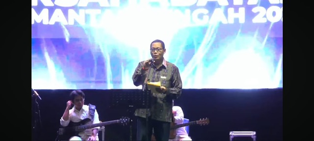 Sahli Gubernur Yuas Elko Secara Resmi Tutup Festival Persahabatan Kalimantan Tengah