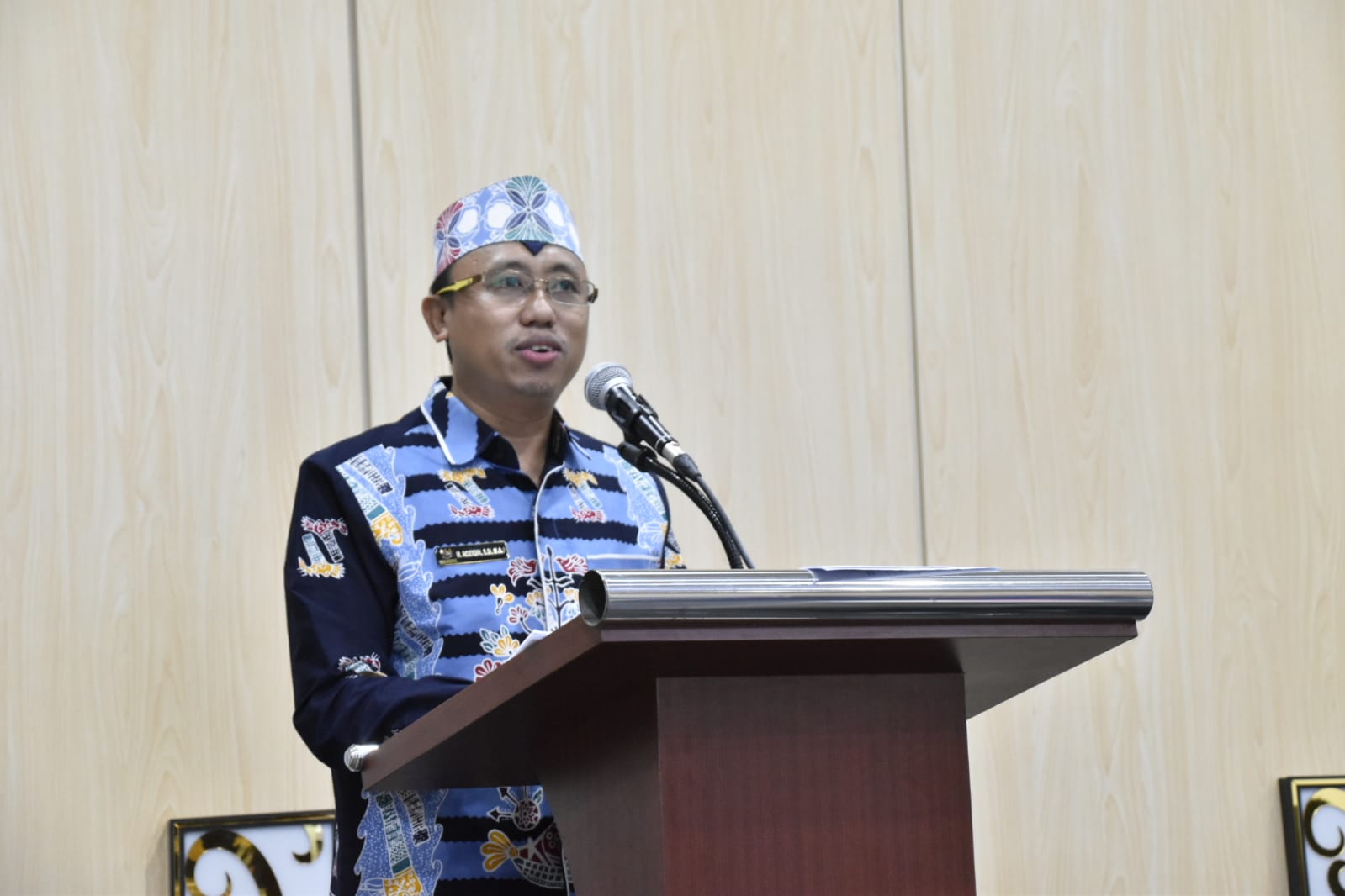 Plt. Kadis Kominfosantik Agus Siswadi Hadiri Webinar Diseminasi Peraturan KI (PERKI) Standar Layanan Informasi Publik (SLIP)