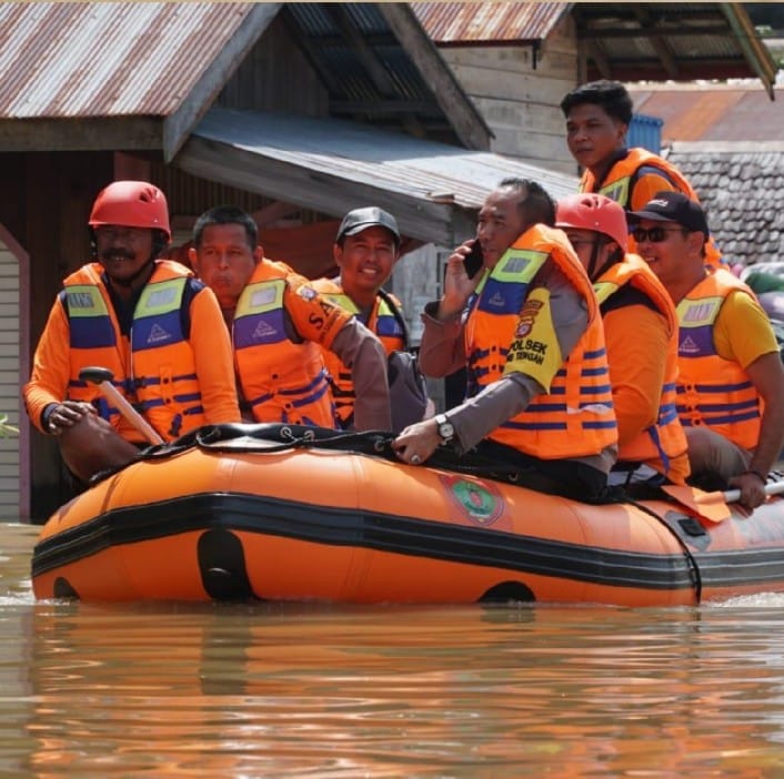 Banjir di Kabupaten Kapuas 13.192 jiwa Terdampak, Pemprov dan Tim Gabungan Dirikan Posko dan Dapur Umum