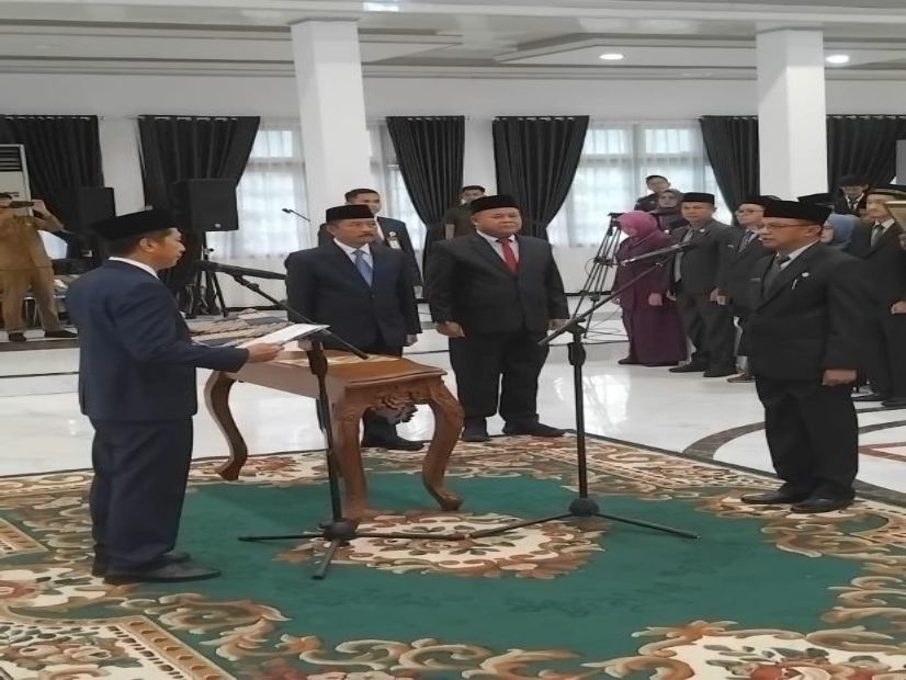 Inspektur Daerah Prov. Kalteng Hadiri Pelantikan Penjabat Sekretaris Daerah Kab. Barito Utara