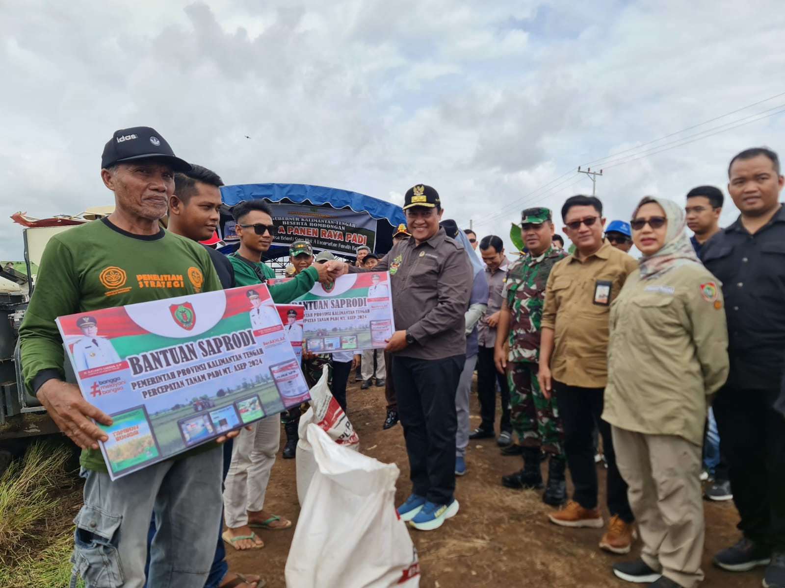 Dinas TPHP Prov. Kalteng Dukung Panen Raya Padi Kawasan Food Estate dan Peningkatan Produksi Beras Pera