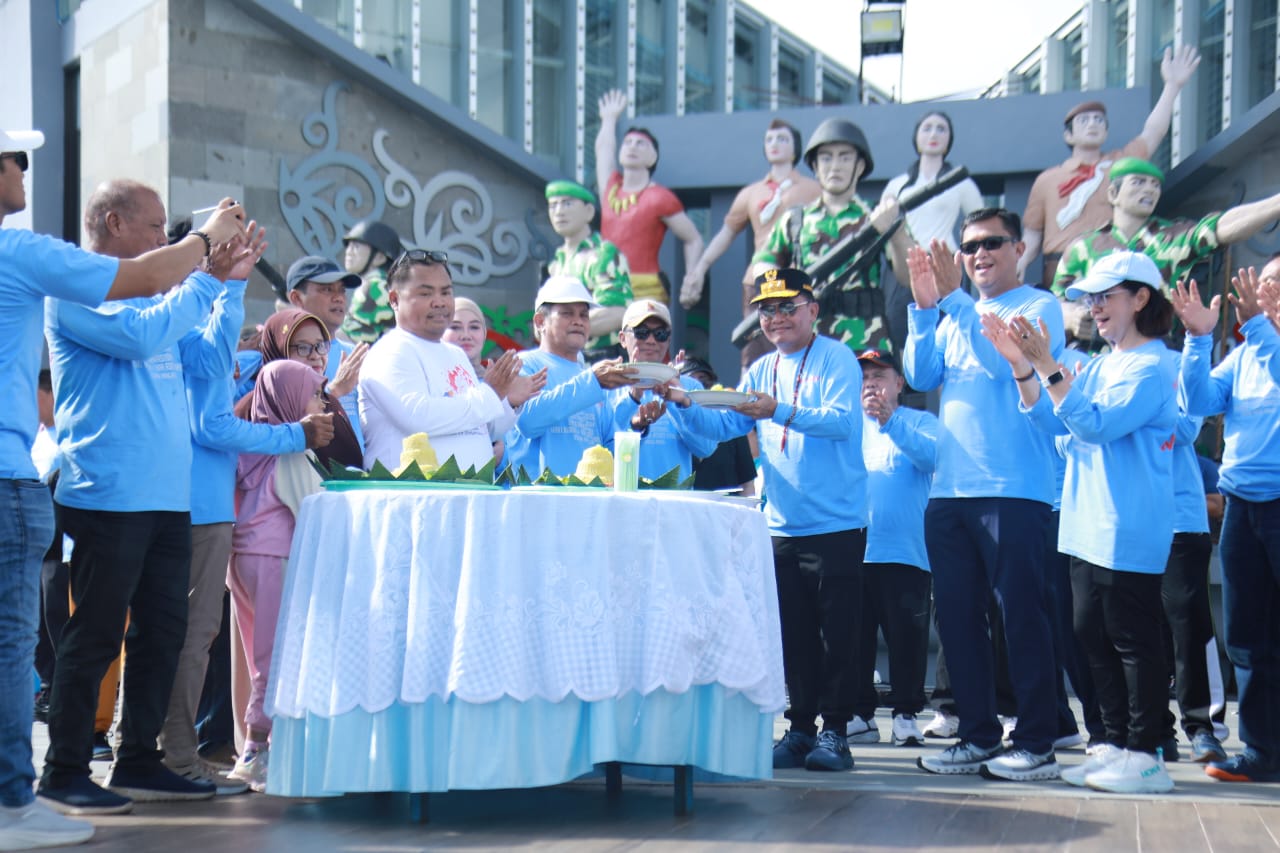 Gubernur Kalteng Hadiri Peringatan Hari Buruh Internasional 2026, Tekankan Harmoni Hubungan Industrial   