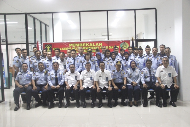 KAKANWIL KEMENKUMHAM KALTENG AJAK SELURUH PEJABAT DILINGKUNGAN PEMASYARAKATAN DAN IMIGRASI MILIKI INTEGRITAS 