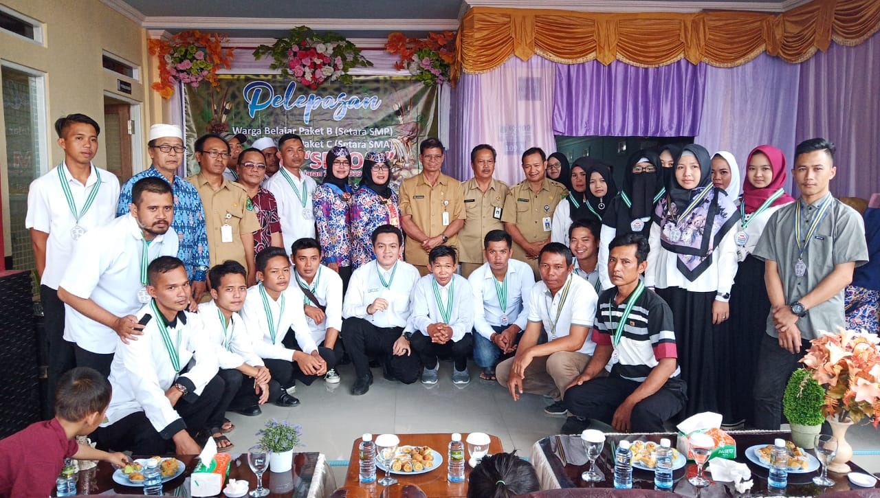 Pelepasan 110 Siswa Warga Paket B dan C