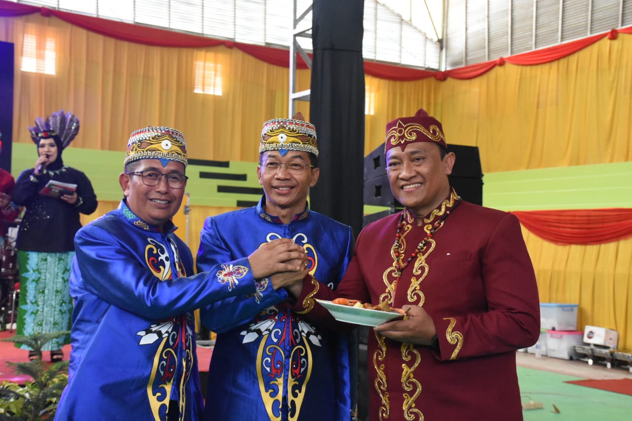 Wagub Kalteng Pimpin Upacara Hari Jadi Ke 21 Kabupaten Murung Raya