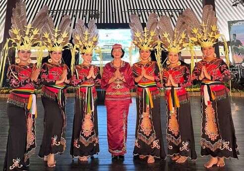 Tim Kesenian Kalteng Menyala di Pasar Raya Taman Budaya Jawa Tengah Ke - 2 Tahun 2025