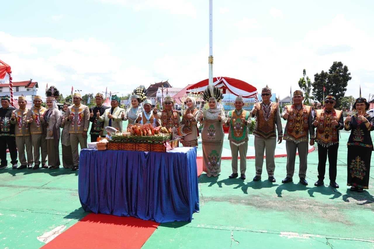 Pimpin Upacara Hari Jadi ke - 24, Gubernur Agustiar Sabran Ajak Seluruh Elemen Bersinergi Wujudkan Murung Raya Maju, Mandiri, dan Sejahtera
