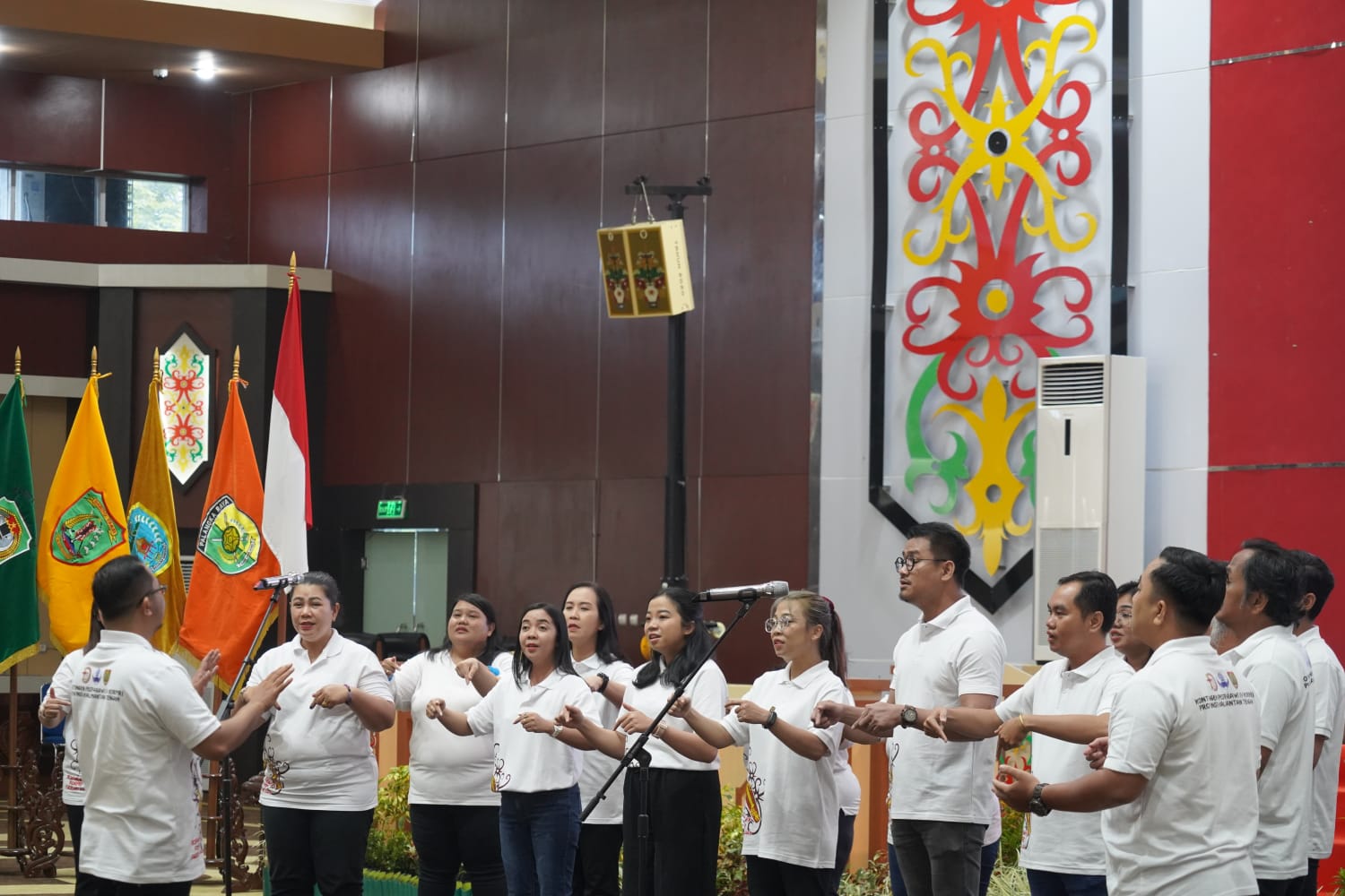 Sekda Nuryakin Lepas Kontingen PESPARAWI KORPRI ke IV Tingkat Prov. Kalteng Tahun 2023