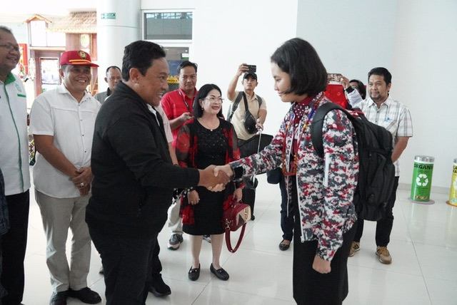 Wagub Edy Pratowo Sambut Kedatangan Purna Paskibraka Kachina Ozora