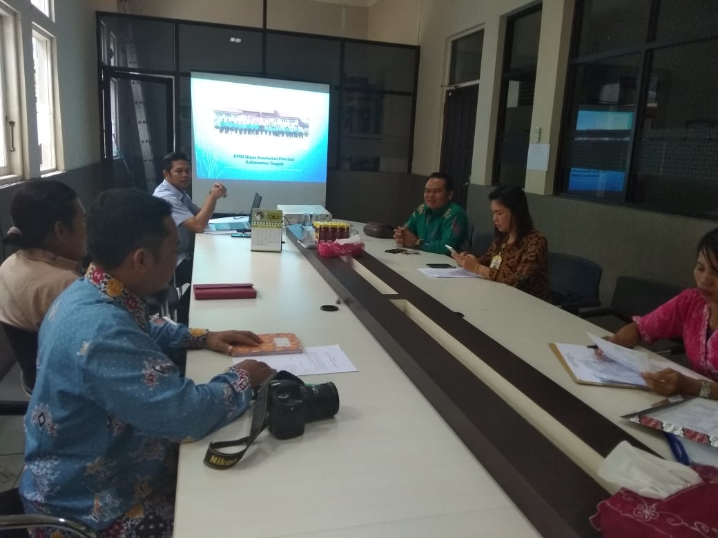 Kolaborasi KI Kalteng dan Diskominfo Evaluasi PPID SKPD