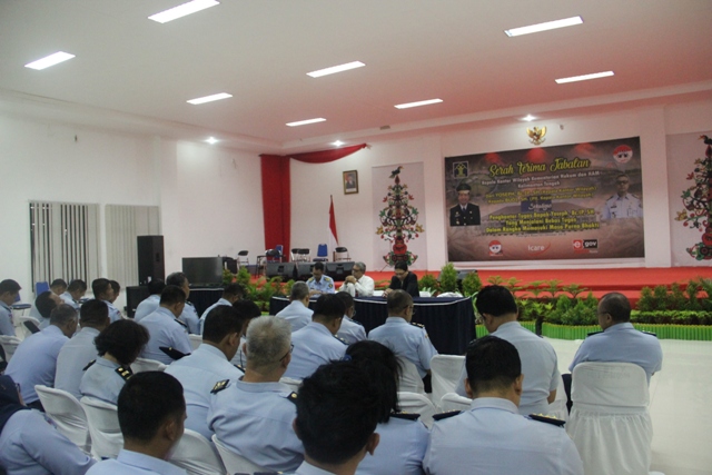 USAI RESMI MENJADI PUCUK PIMPINAN DI KEMENKUMHAM KALTENG, KAKANWIL DAN STAF AHLI MENTERI BIDANG HUBUNGAN ANTAR LEMBAGA BERI ARAHAN PEJABAT DAN PEGAWAI