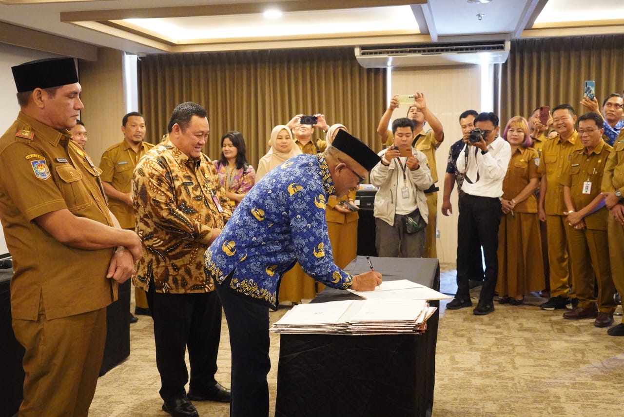 Plt Sekda M Katma F Dirun Tandatangani PKS Sinergi dan Optimalisasi Pengelolaan Opsen dan Pajak Daerah