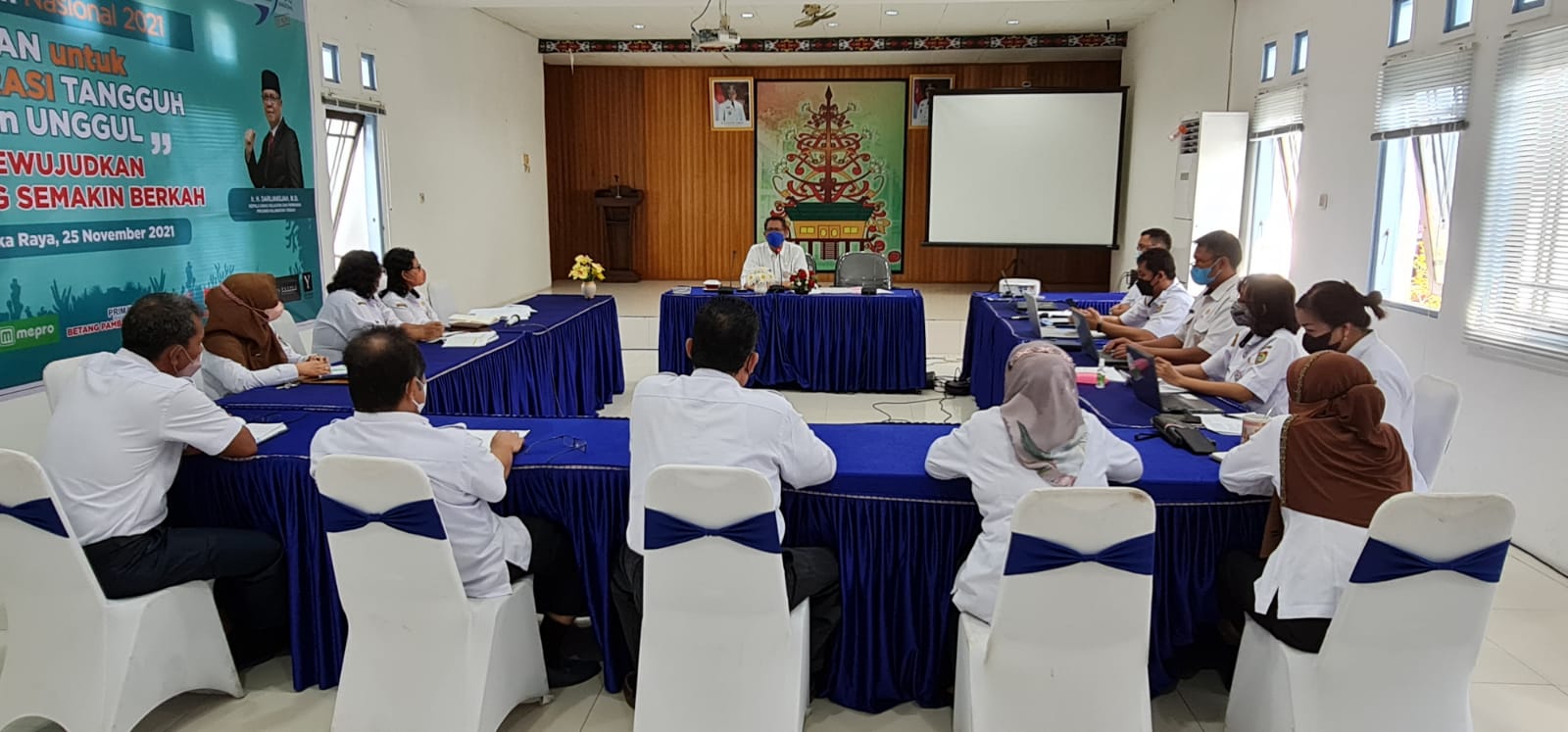 Kepala Dislutkan Prov. Kalteng Beri Motivasi Pejabat Fungsional