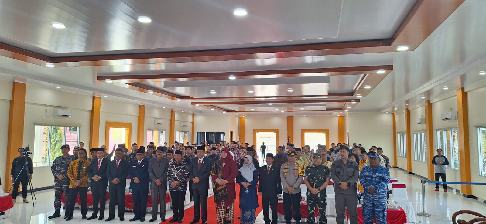 Kepala Badan Kesbangpol Prov. Kalteng Jadi Saksi Pelantikan Sekda Kab. Kobar
