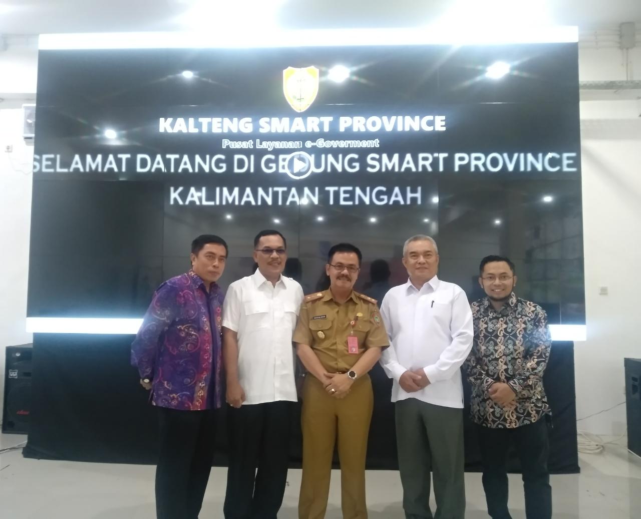 Tim Percepatan Pembangunan Kalteng Berkah Kunjungi Gedung Smart Province