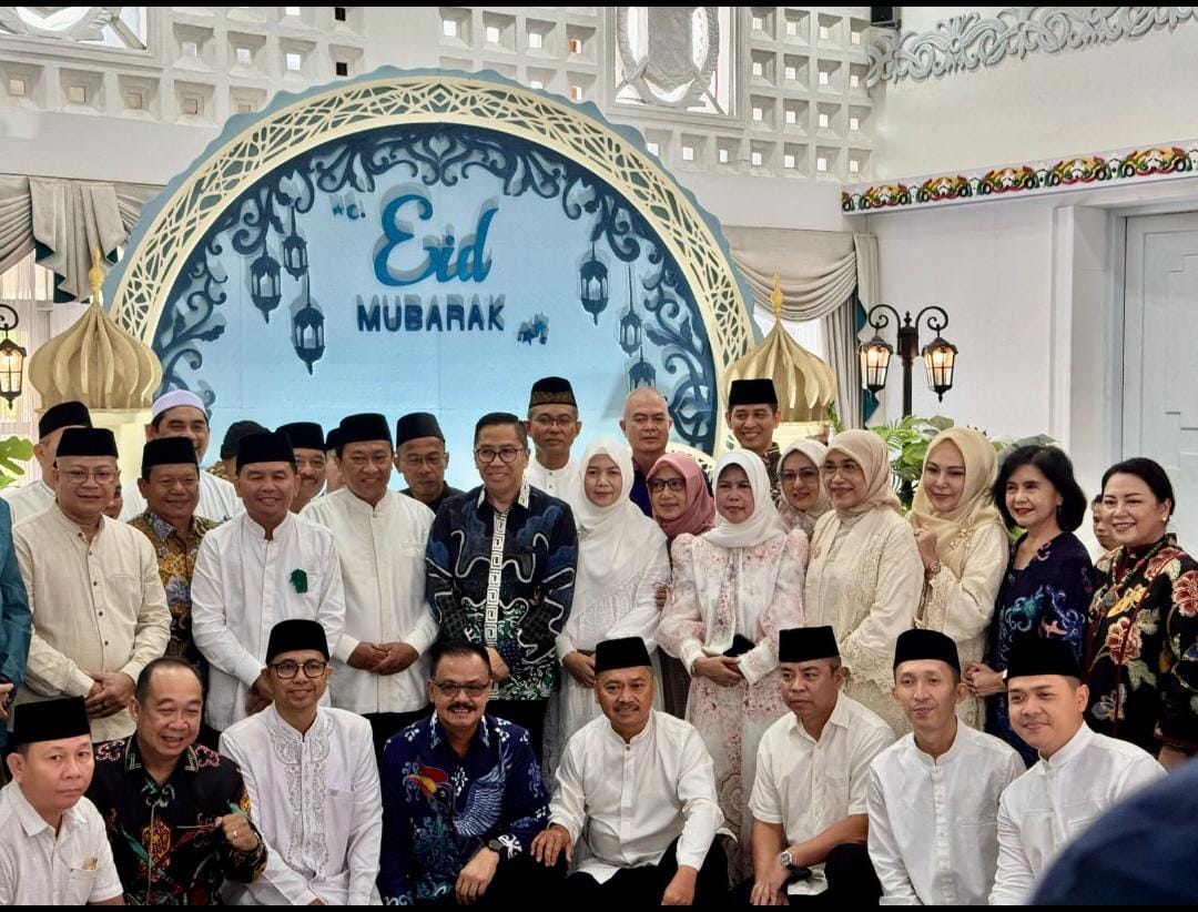 Kadis TPHP Kalteng Ikuti Salat Idul Fitri 1446 H di Bundaran Besar