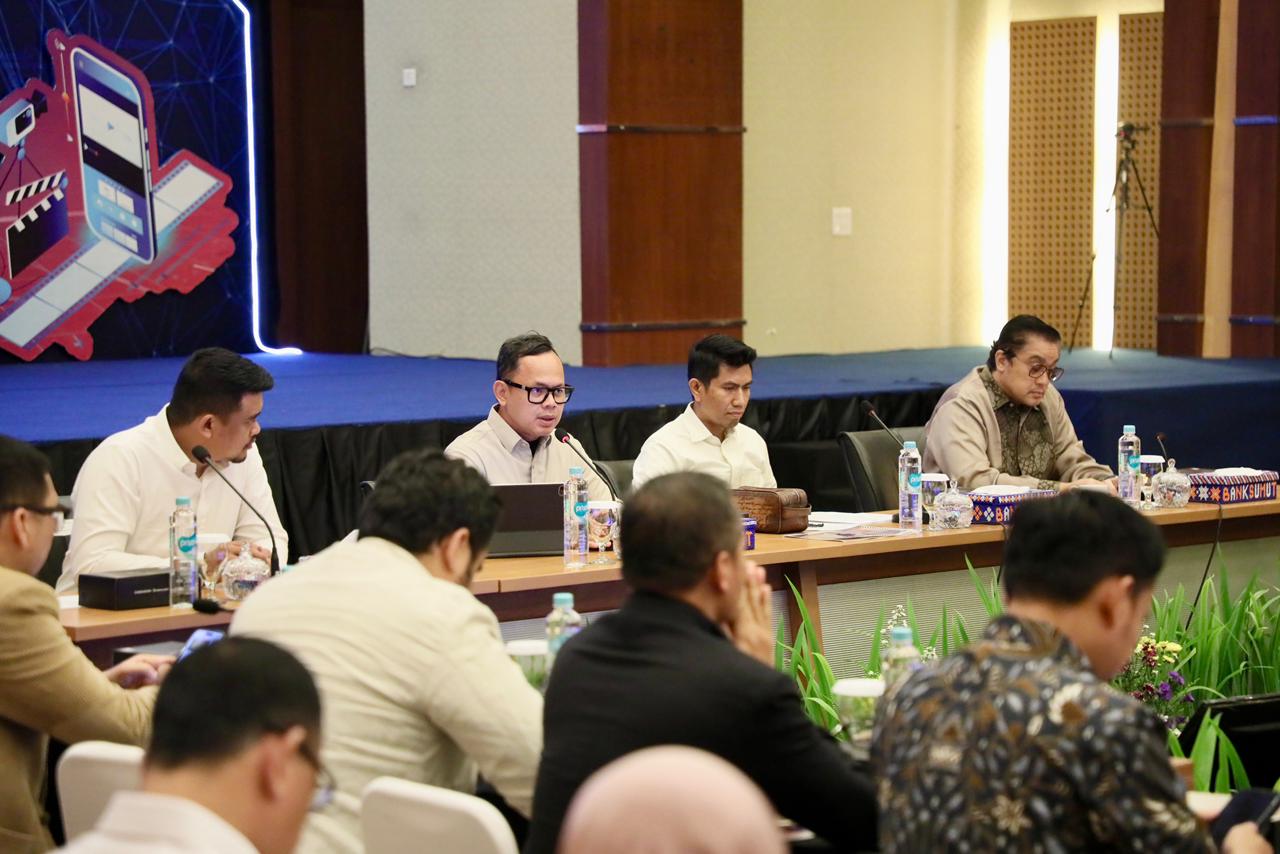 Wamendagri Bima Dorong Efisiensi dan Reformasi BUMD secara Menyeluruh