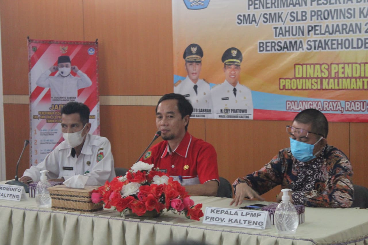 Gelar Konferensi Pers, Kadisdik Kalteng Sampaikan Terkait Pelaksanaan PPDB SMA/SMK/SLB Tahun Pelajaran 2021/2022 