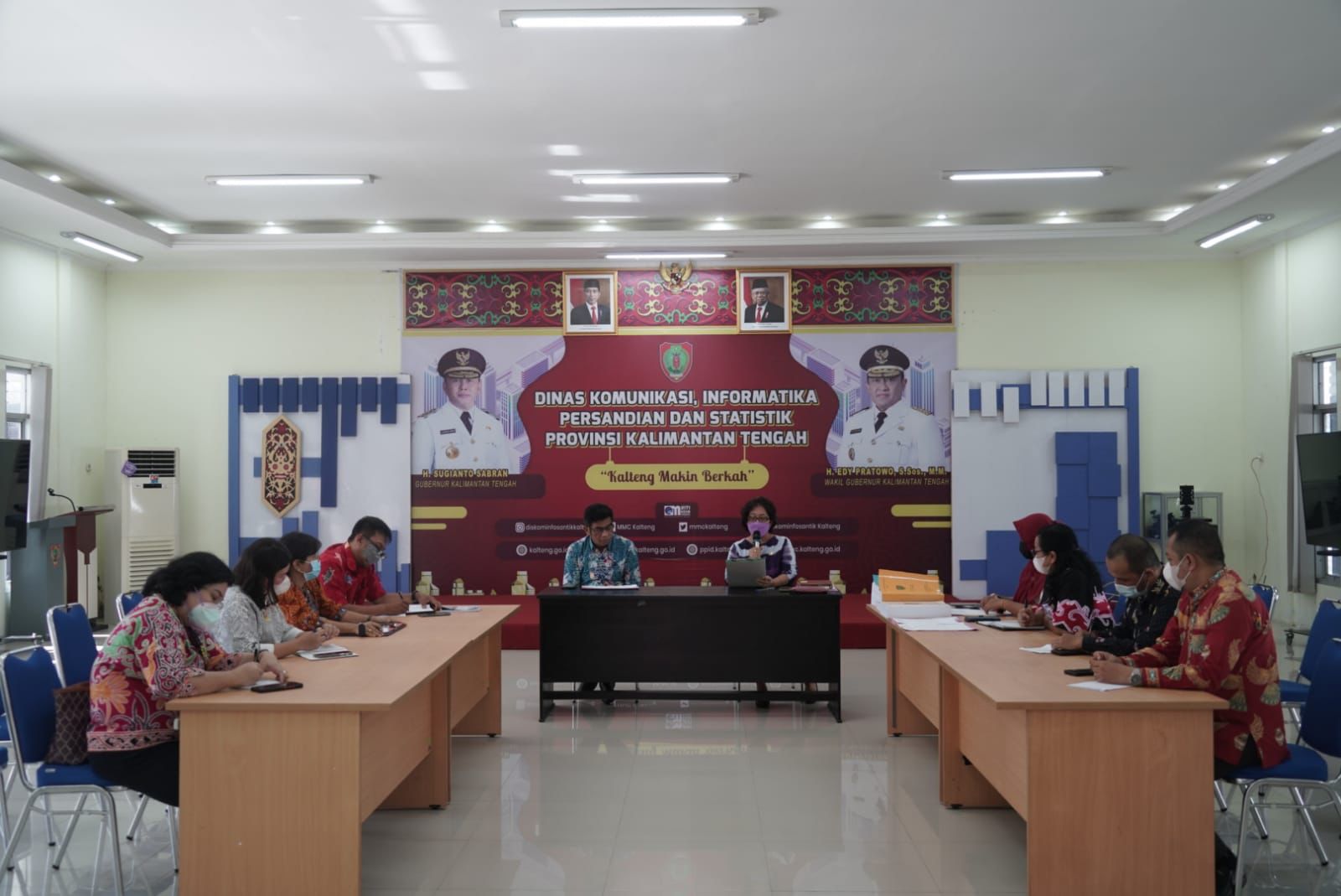 Penyerahan DUPAK JFT Pranata Humas Periode I 2022
