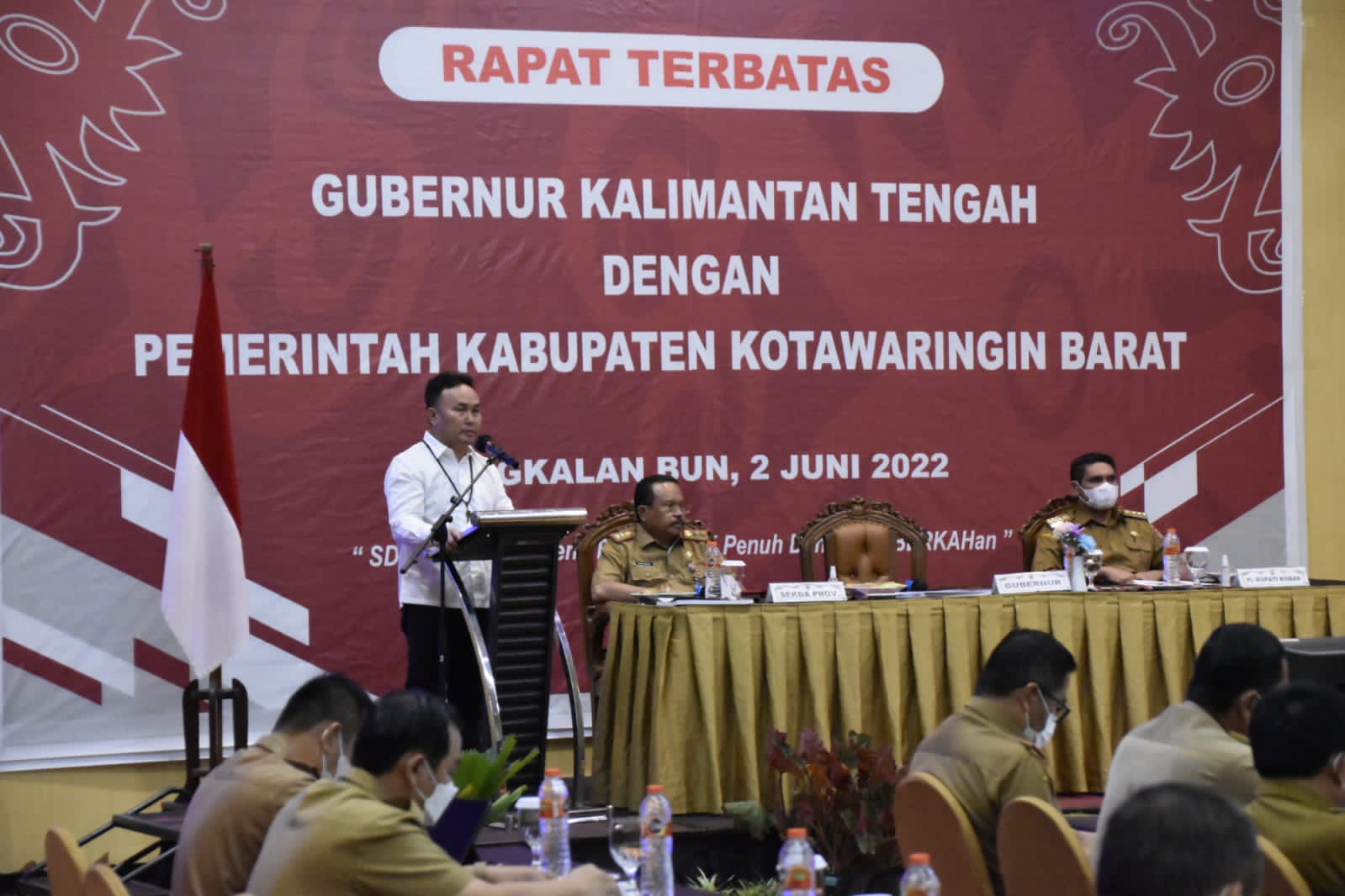 Pimpin Rapat Terbatas Dengan Pemkab Kotawaringin Barat, Gubernur Sugianto : Hentikan Kebiasaan Kebut Penyerapan Anggaran di Akhir Tahun