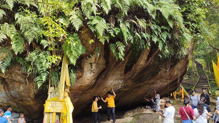 Wisata Alam Bukit Tangkiling, Mahakarya Alam Dibekali Budaya Kalimantan Tengah