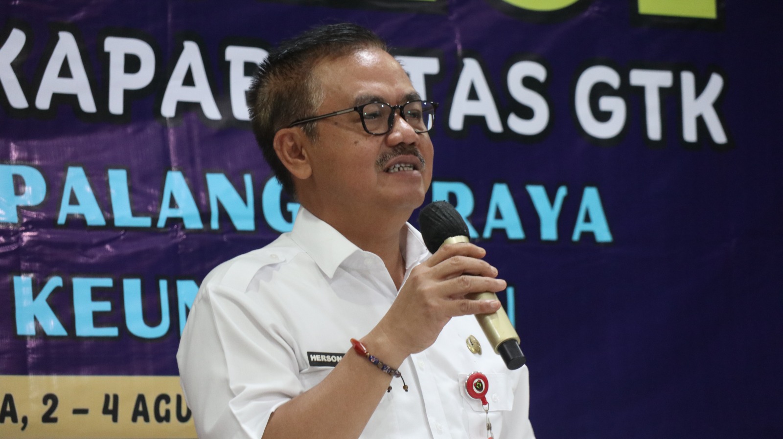 Plt. Kepala Disdik Prov. Kalteng: Guru Harus Bisa Menjadi Role Model Bagi Peserta Didik
