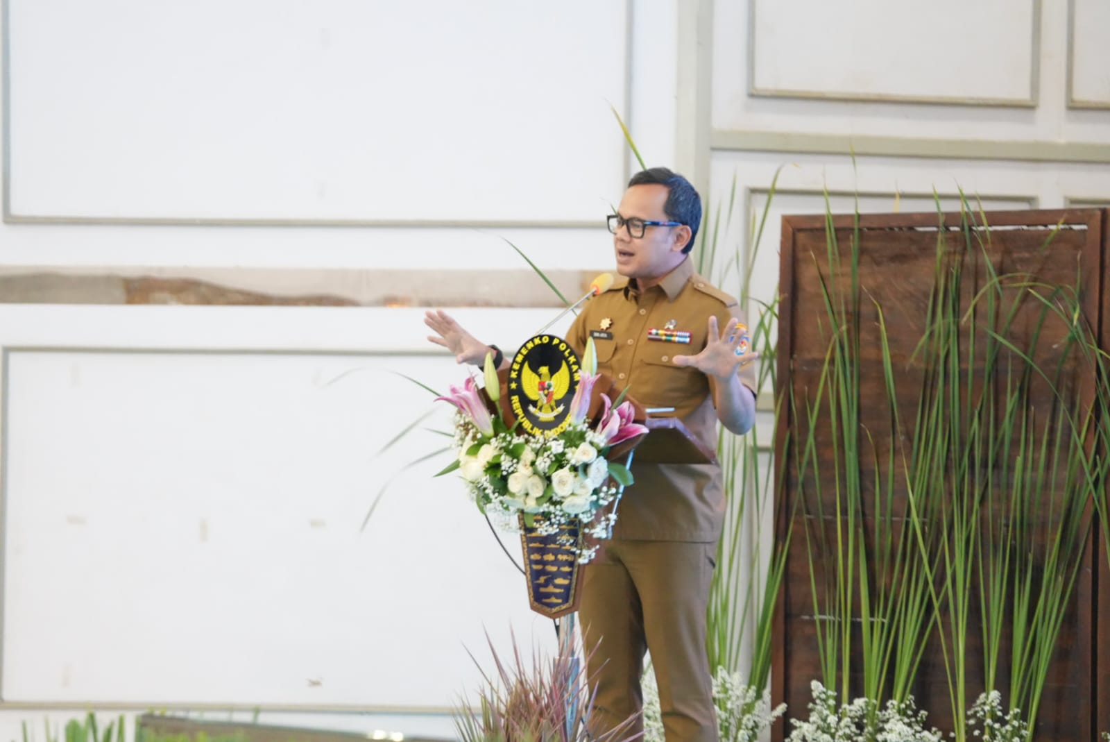 Wamendagri Bima Tekankan Respons Cepat dan Narasi Terpadu Hadapi Disinformasi di Era Digital