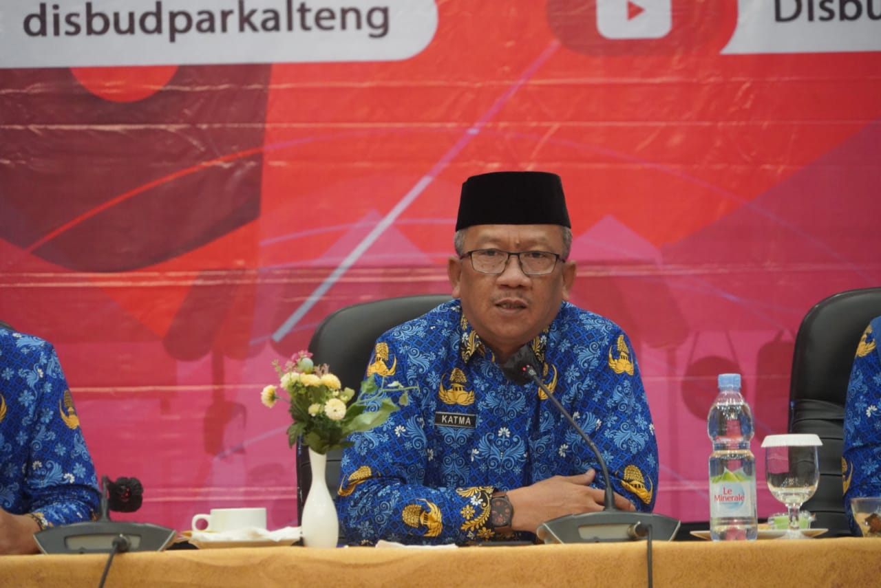 Buka Bimtek, Asisten Pemkesra Katma F. Dirun : Mari Bersinergi Membangkitkan Sektor Pariwisata dan Budaya serta Ekonomi Kreatif Dalam Rangka Pemulihan Ekonomi Pasca Pandemi