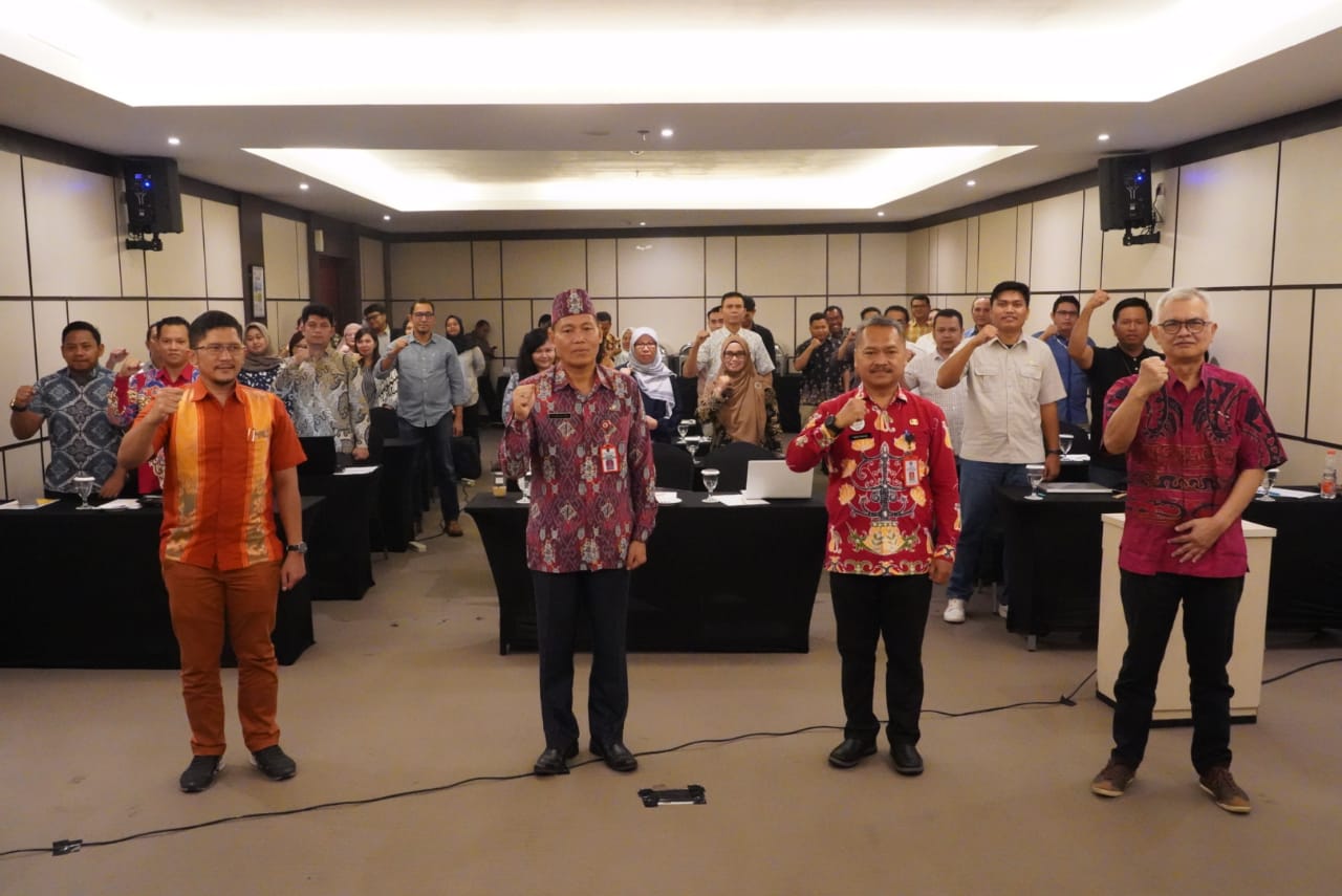 Sahli Gubernur Yuas Elko Buka Bimtek Penyusunan Struktur dan Skala Upah Tahun 2023