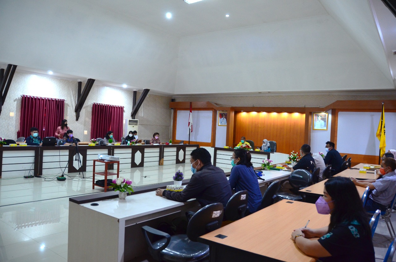 Kadiskes Buka Pertemuan Pembinaan Sarana Distribusi Sediaan Farmasi Tahun 2021