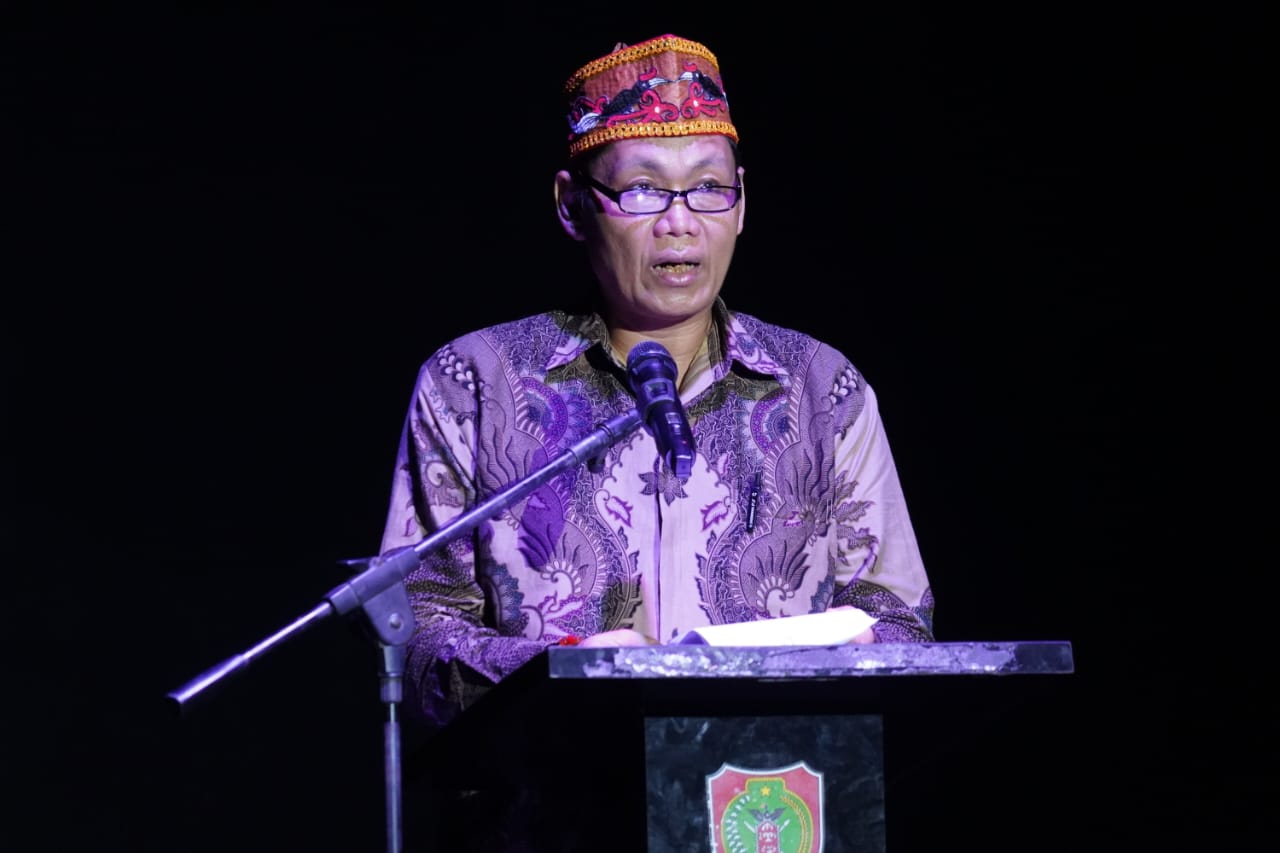 Sahli Yuas Elko Buka Sendra Tari Panglima Utar Amuk Banua Kumai