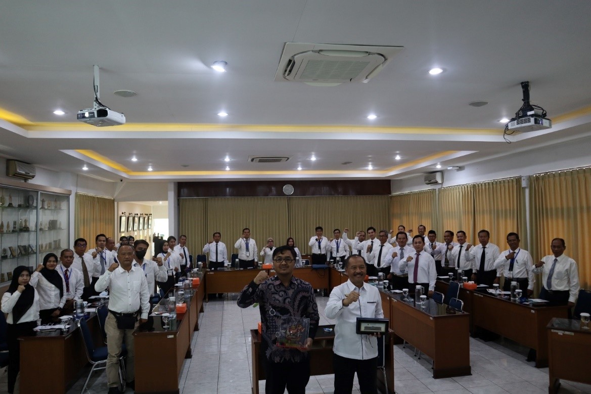 Inspektorat Daerah Prov. Kalteng Jalin Kerja Sama dengan MEP FEB UGM Laksanakan Pelatihan Pemeriksaan Belanja Daerah