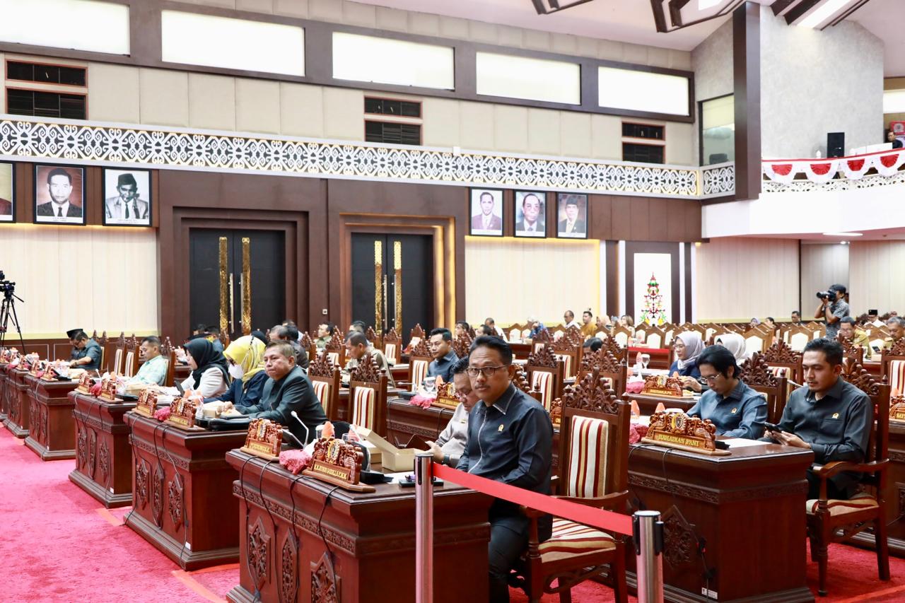 Wagub Edy Pratowo Hadiri Rapur ke-7 Masa Persidangan I Tahun Sidang 2024, Agenda Penetapan Alat Kelengkapan Dewan