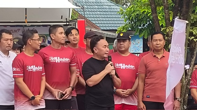 Buka Lomba Lari Fun Run “Itah Hadari”, Gubernur Sugianto Sabran Tegaskan Komitmennya Perangi Narkoba dan Judi Online