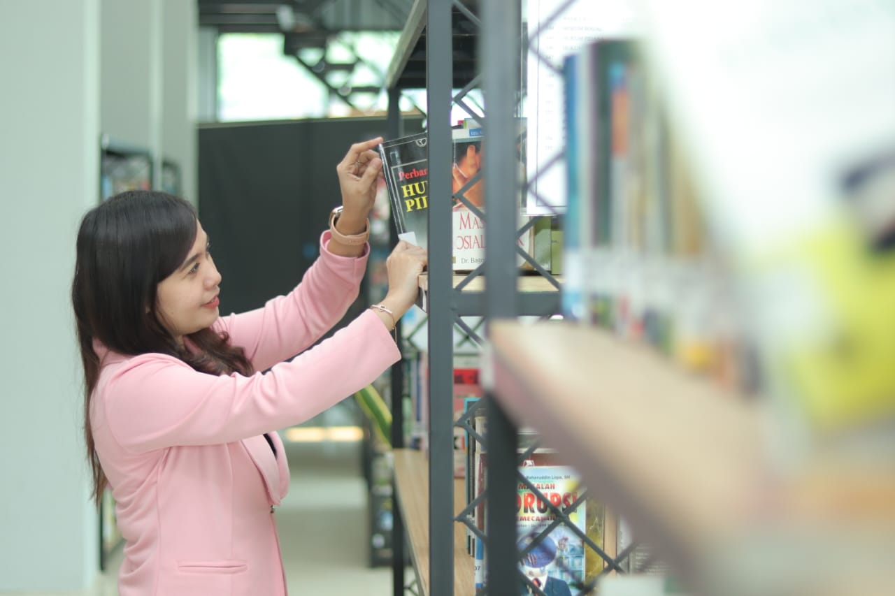 Peminjaman Buku di Perpustakaan Prov. Kalteng Meningkat Signifikan di Tahun 2023