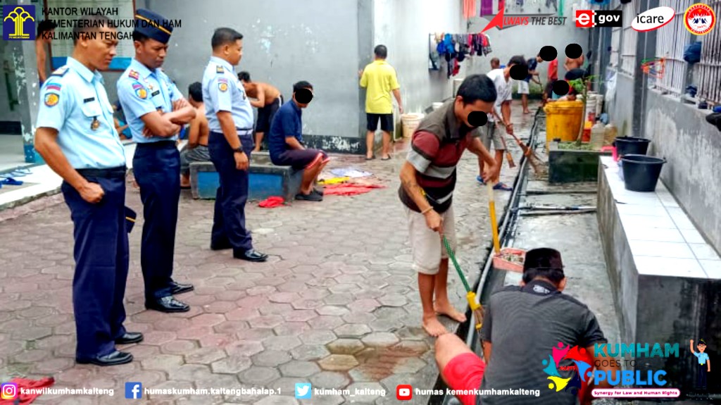 Kalapas Turun Langsung Dalam Pengawasan Keamanan Dan Kebersihan Lingkungan Blok Hunian WBP Lapas Sampit