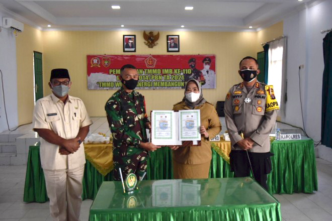 Buka TMMD ke-110, Bupati Kobar Berharap Masyarakat Berpartisipasi Aktif Bersinergi dengan TNI