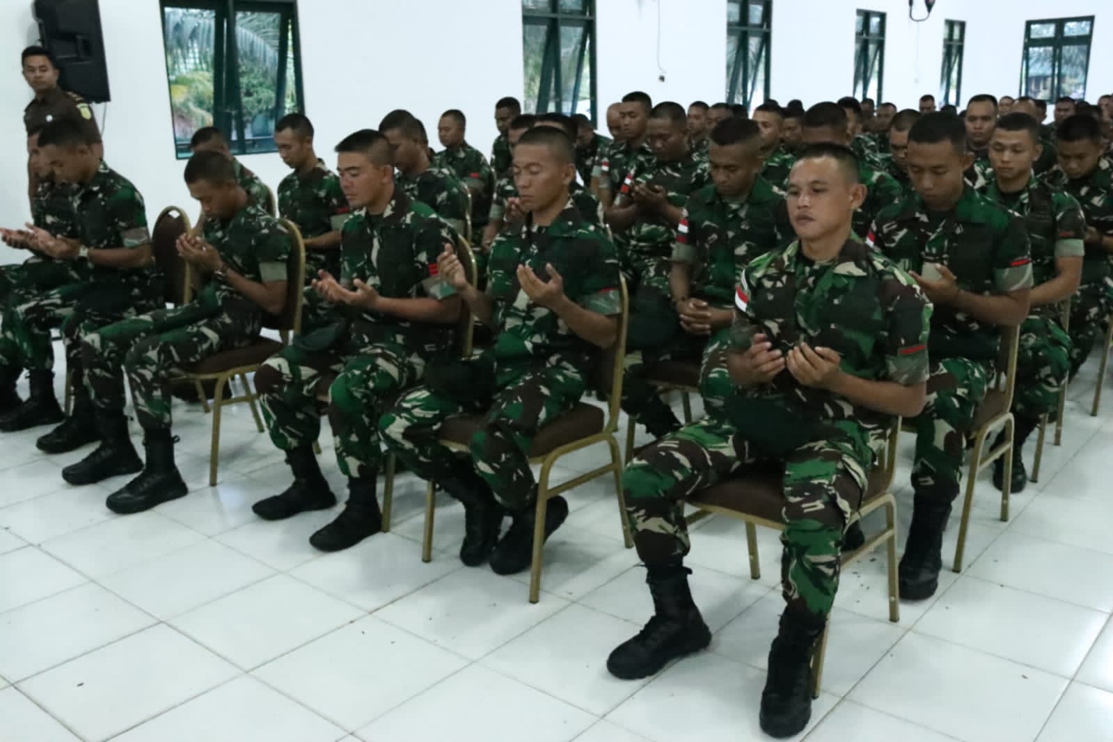 Gubernur Kalteng Sugianto Sabran Hadiri Doa Bersama Pemberangkatan Satgas Ops Obvit Nasional PT.Freeport Indonesia di Wilayah Papua Yonif R 631/Atg