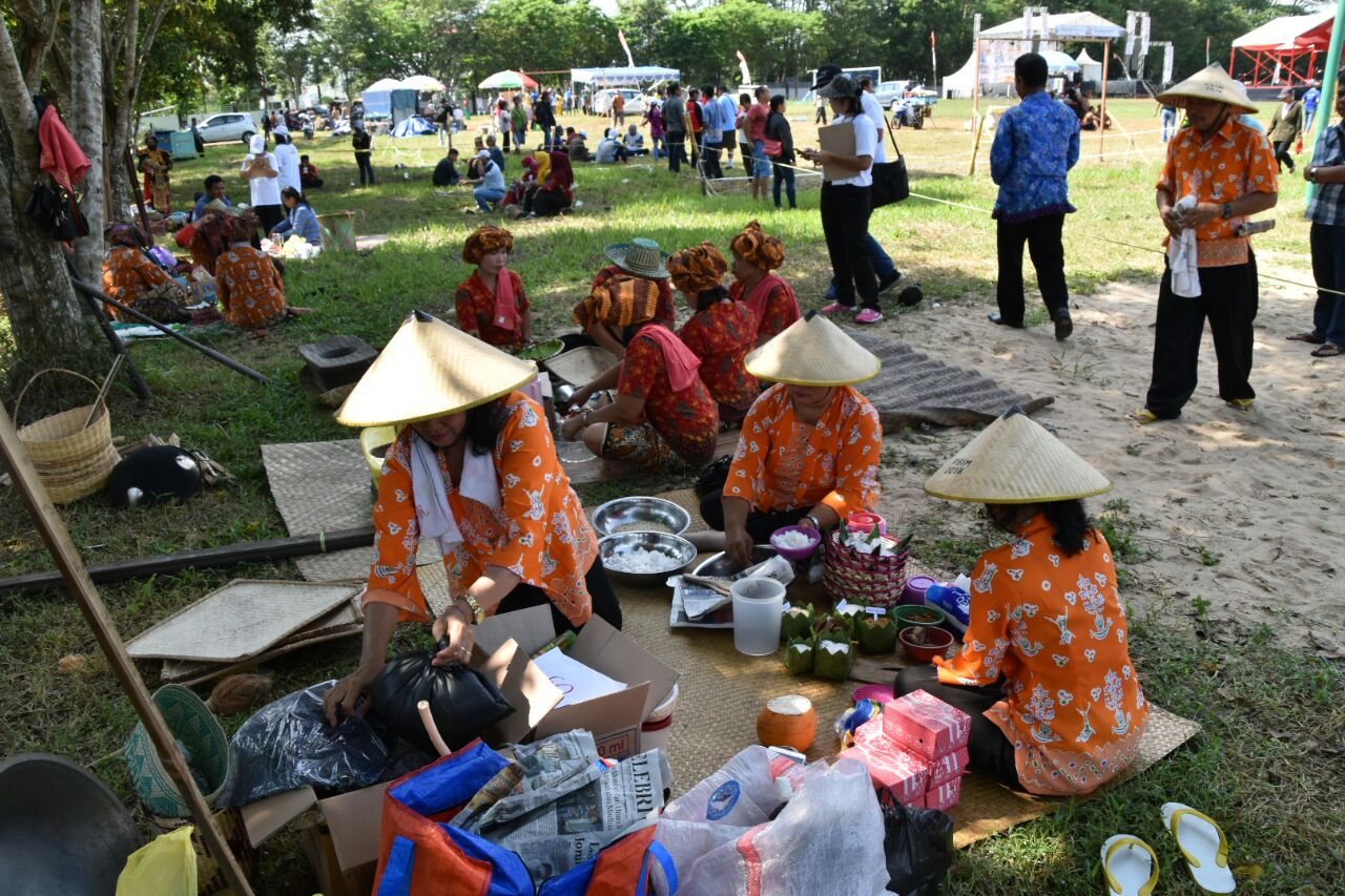 Mangenta Tradisi Leluhur Suku Dayak Yang Patut Dilestarikan