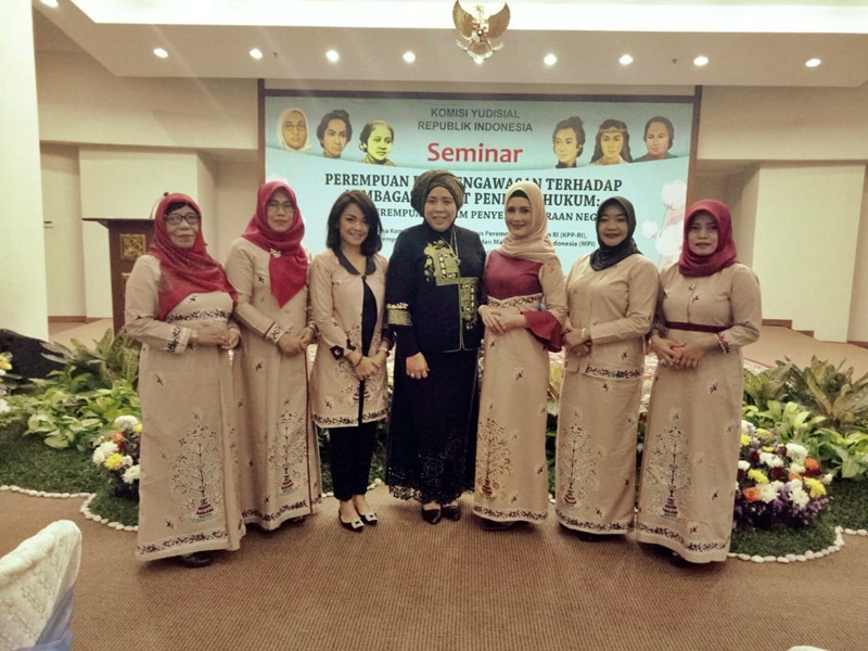 KPP Kalteng Ikuti Seminar Peran Perempuan dalam Pengawasan Hukum