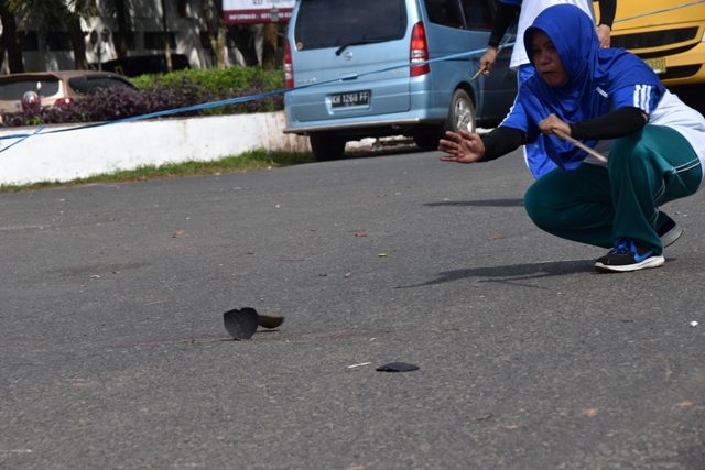 Warga Sangat Antusias Menyaksikan Lomba Balogo 