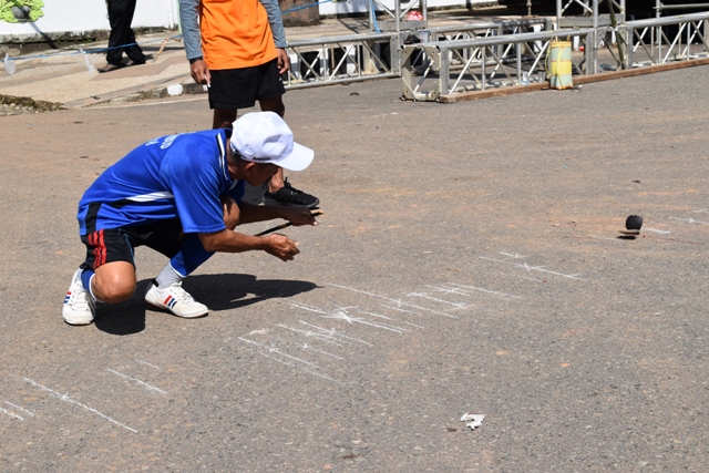 Warga Sangat Antusias Menyaksikan Lomba Balogo 