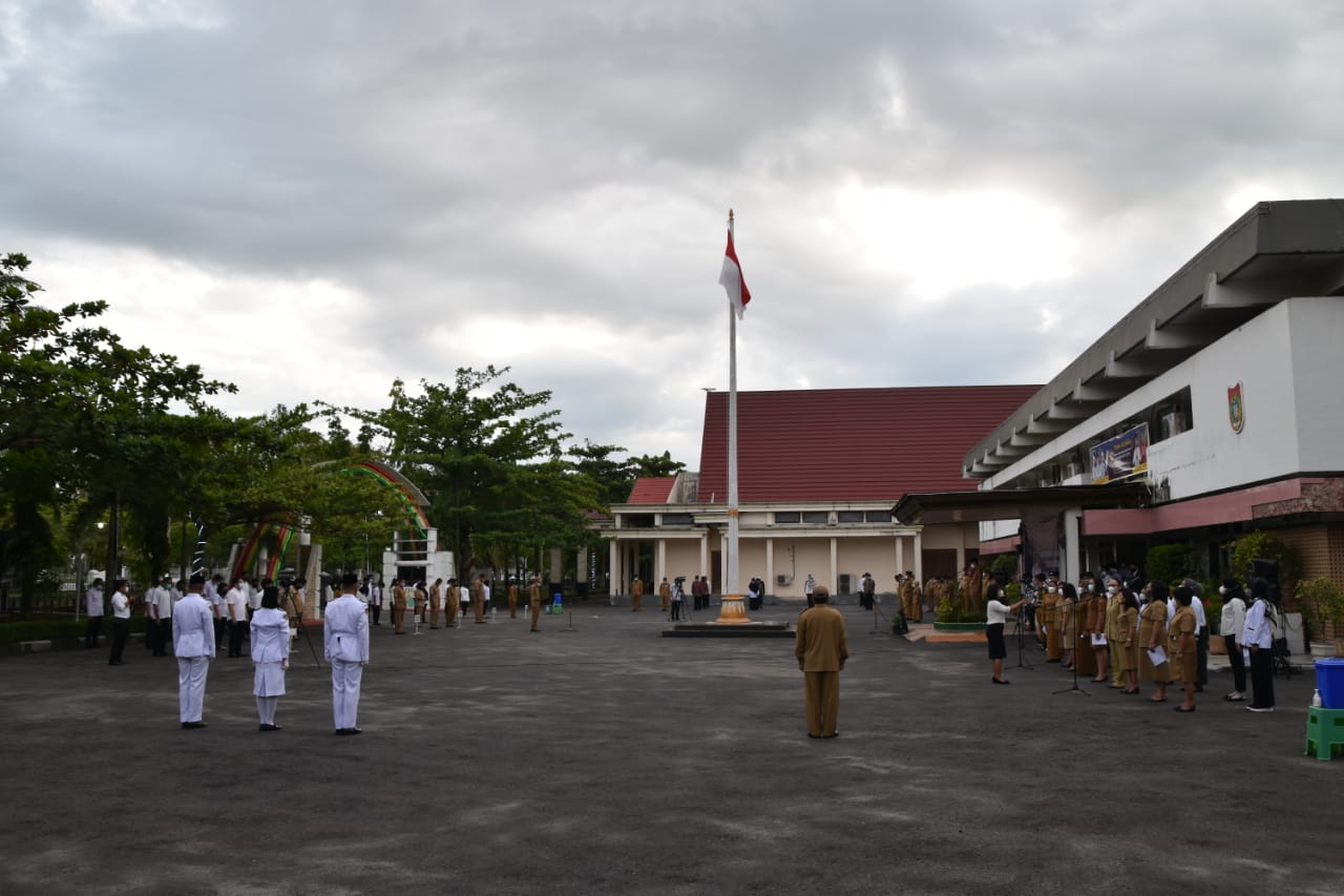 Dinas Pendidikan Kalteng Gelar Upacara Peringatan Hardiknas Tahun 2021
