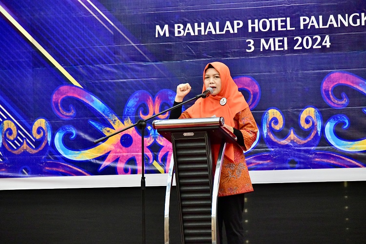 Wakili Sekda Prov. Kalteng, Asisten Ekbang Buka Sosialisasi RAK LLAJ Prov. Kalteng Tahun 2023-2027