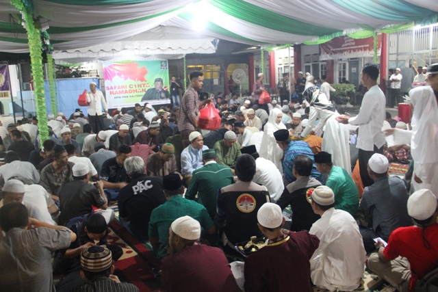 BERBAGI KEPADA SESAMA, WAGUB KALIMANTAN TENGAH BUKA BERSAMA DENGAN WARGA BINAAN RUTAN PALANGKA RAYA