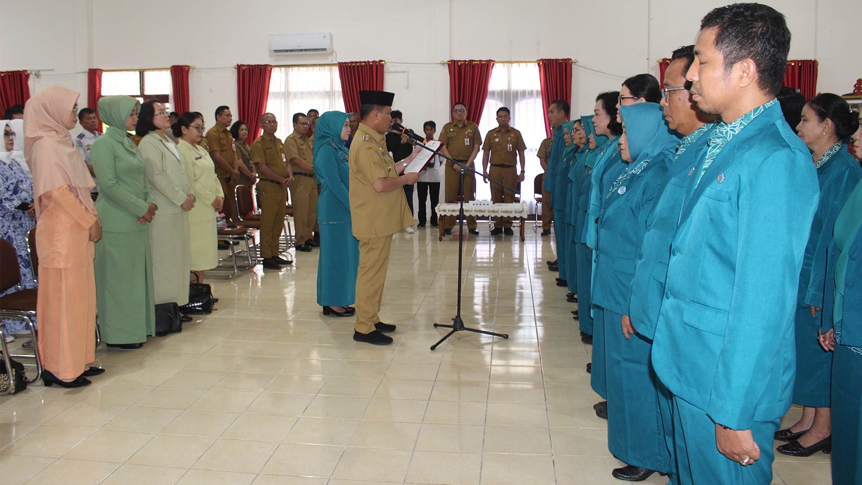 Pj Bupati Lantik Pengurus TP-PKK Kabupaten Barsel Masa Bakti 2023-2024
