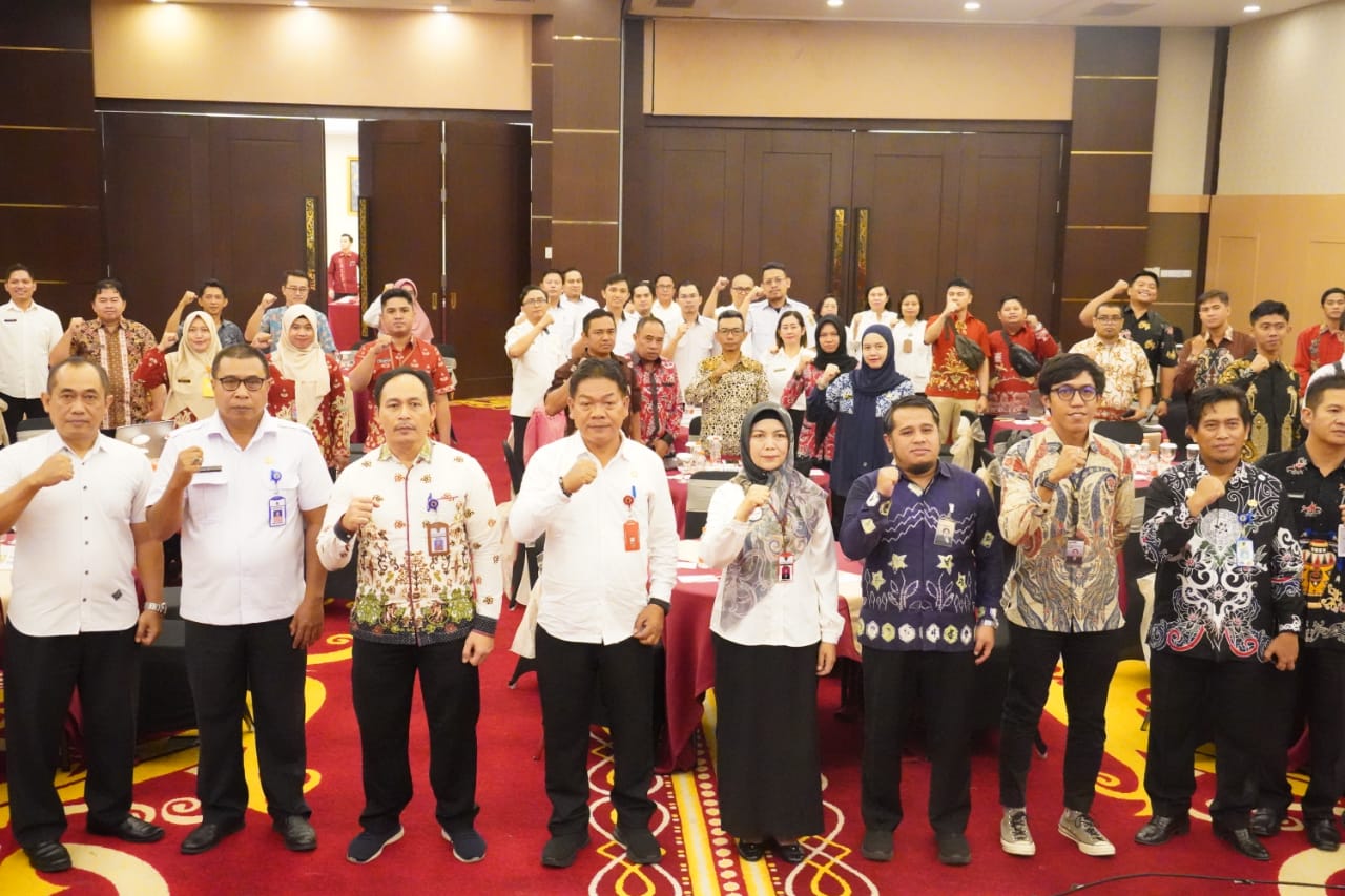 Wakili Sekda Prov. Kalteng, Asisten Ekbang Buka Sosialisasi Keputusan Kepala LKPP Nomor 177 Tahun 2024 se Kalteng Tahun 2024